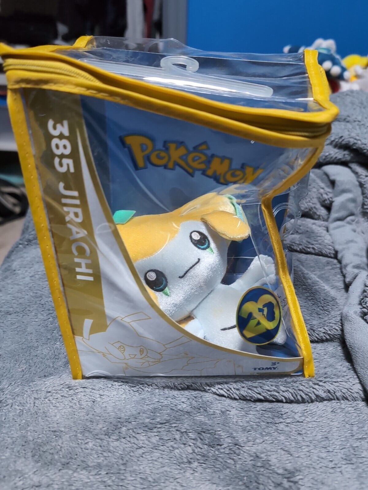Pokemon 20th Anniversary Jirachi #385 Tomy Plush Toy w/ Zipper Protector Bag