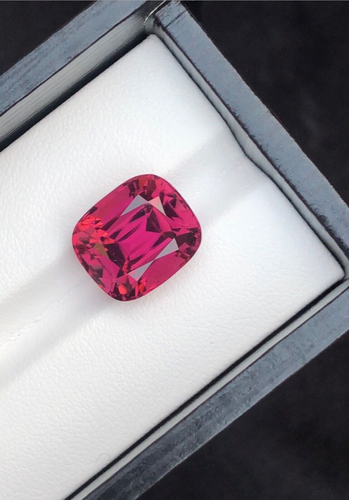 10.95 carats beautiful hot pink colour tourmaline glorious piece from Africa