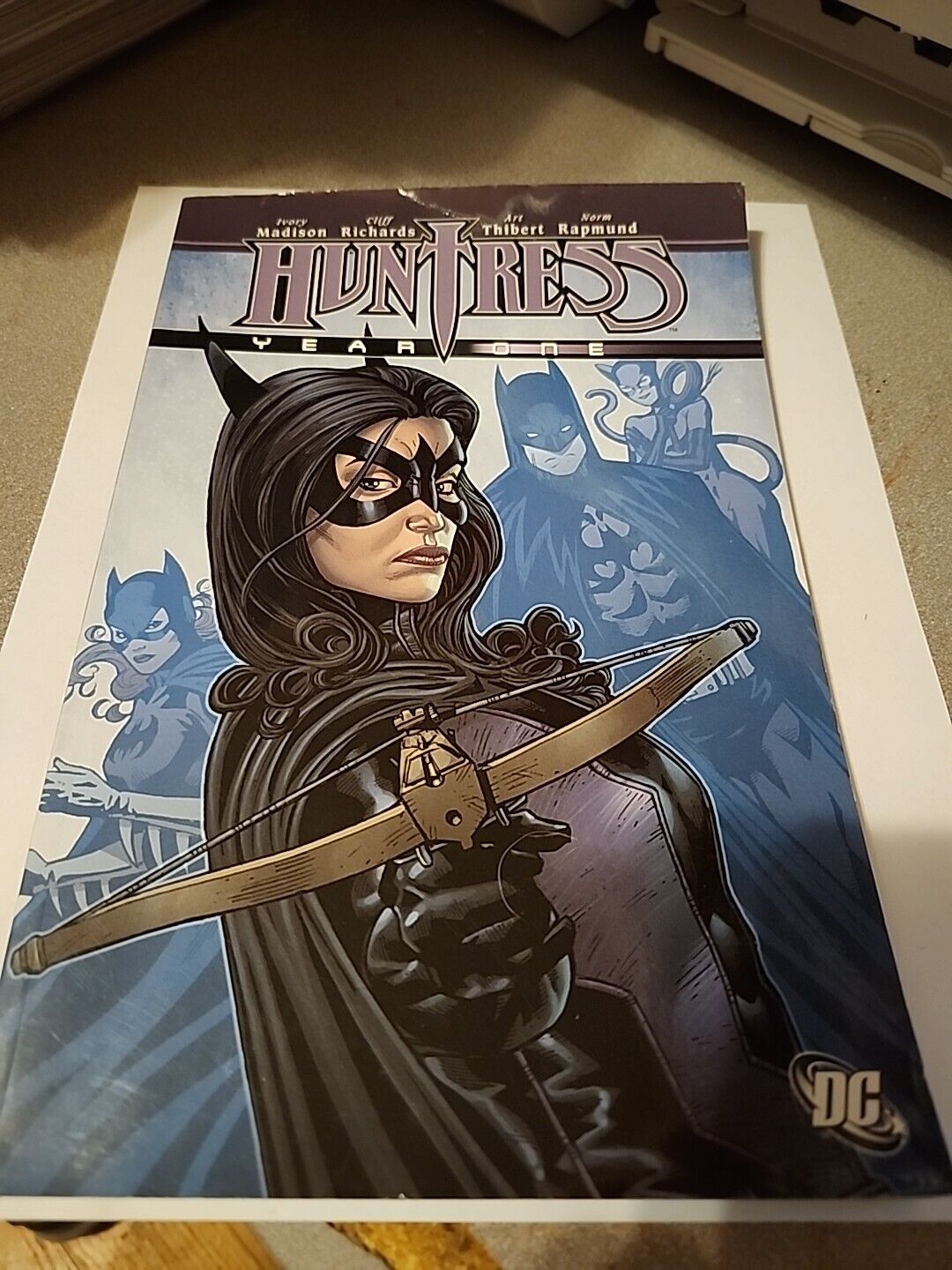 Huntress: Year One (DC Comics March 2009)