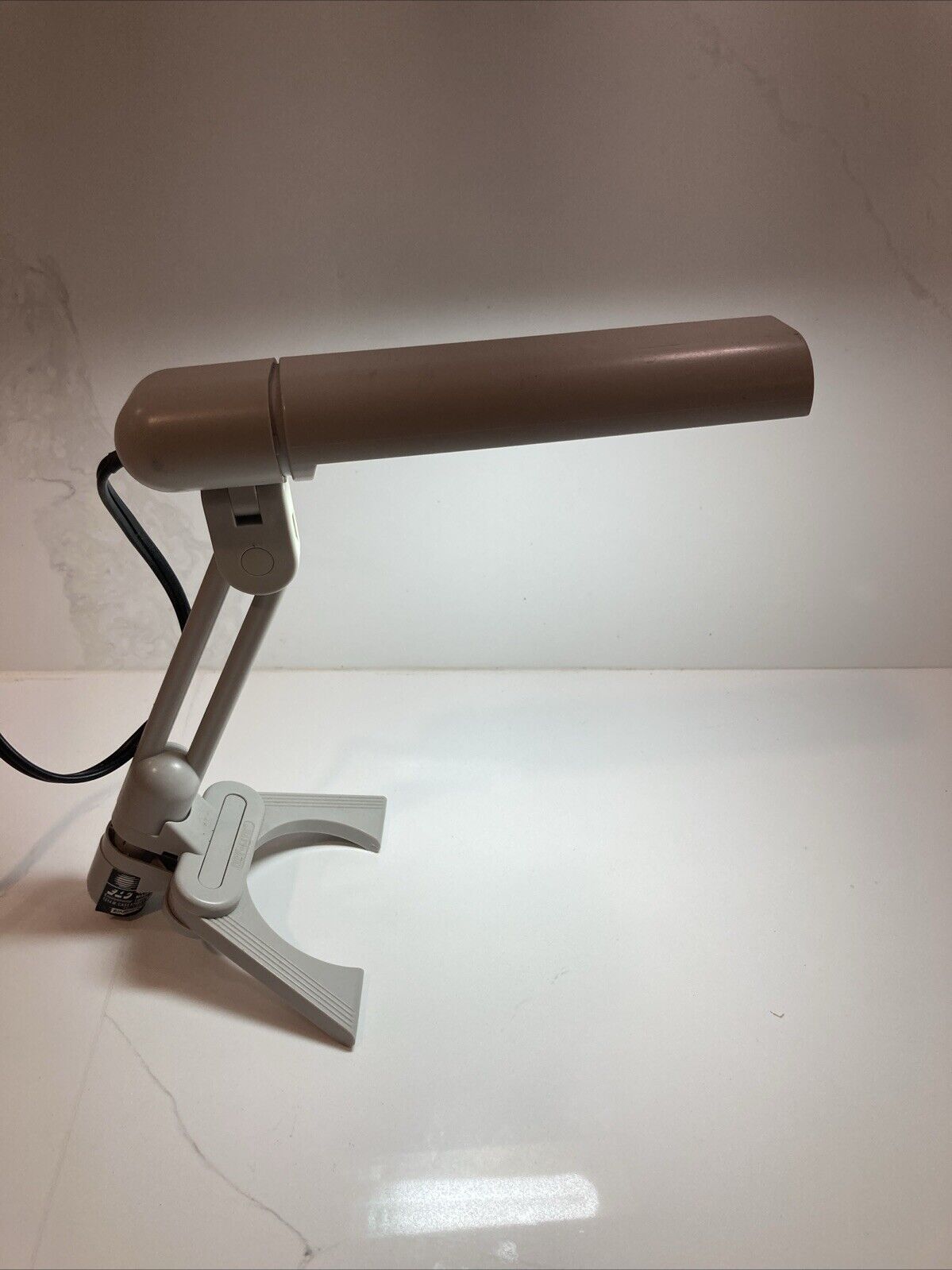Vintage Folding Ott-Lite Desk Light/Lamp (Model T96G5R)