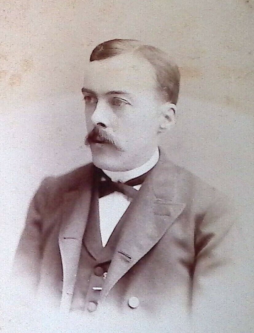 C.1880s Cabinet Card. Rockford, IL Studio. Handsome Man Portrait. Mustache. Tie