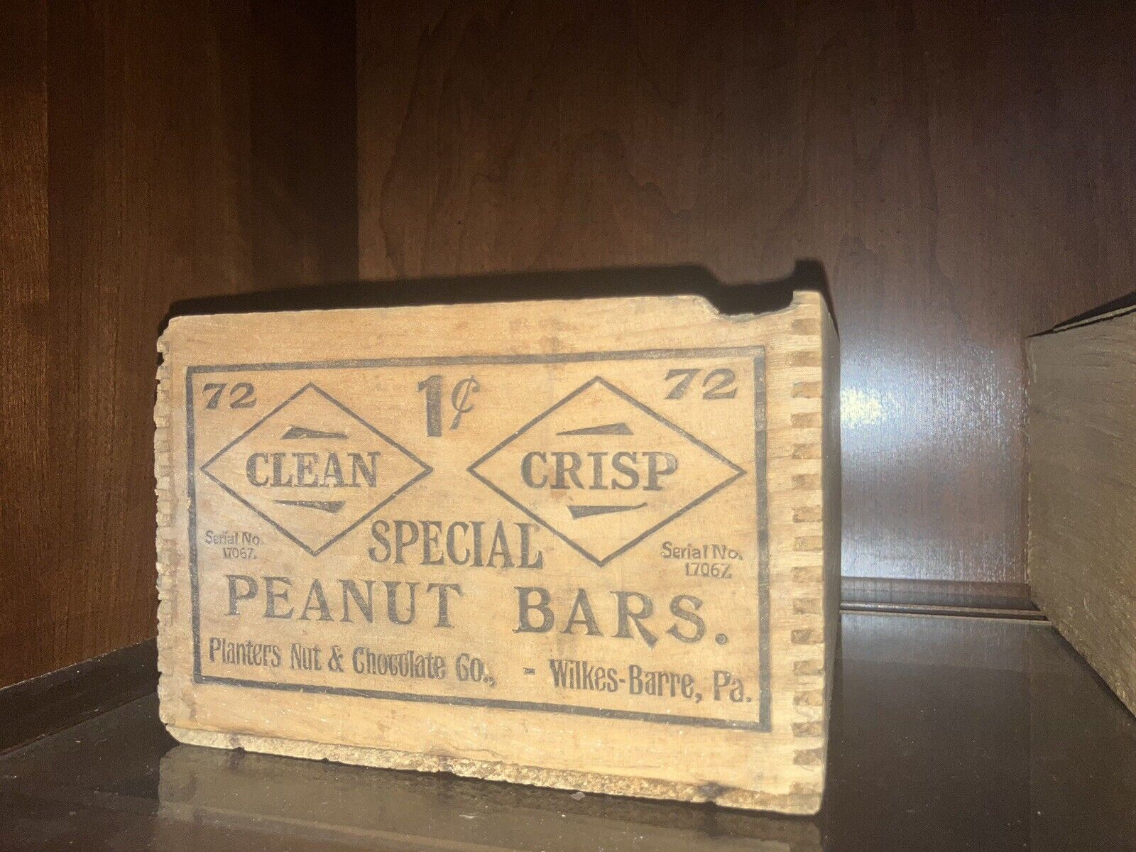Early Planters Peanut Bars Box