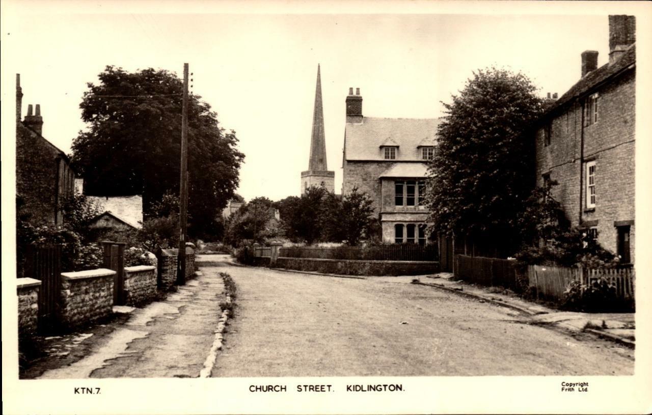 Church Street Kidlington Near Oxford-Real Picture Postcard- bk34