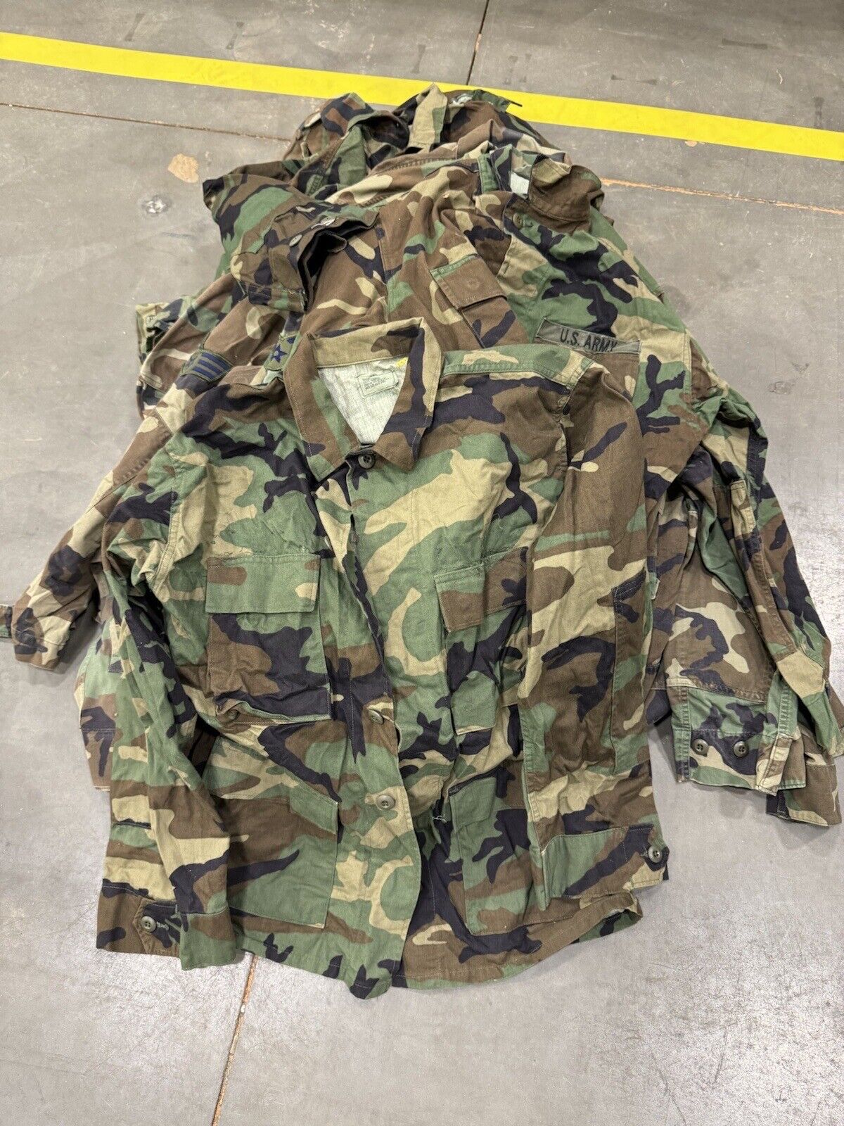 Woodland Camo Military BDU Shirt Medium Short Cold Weather Army