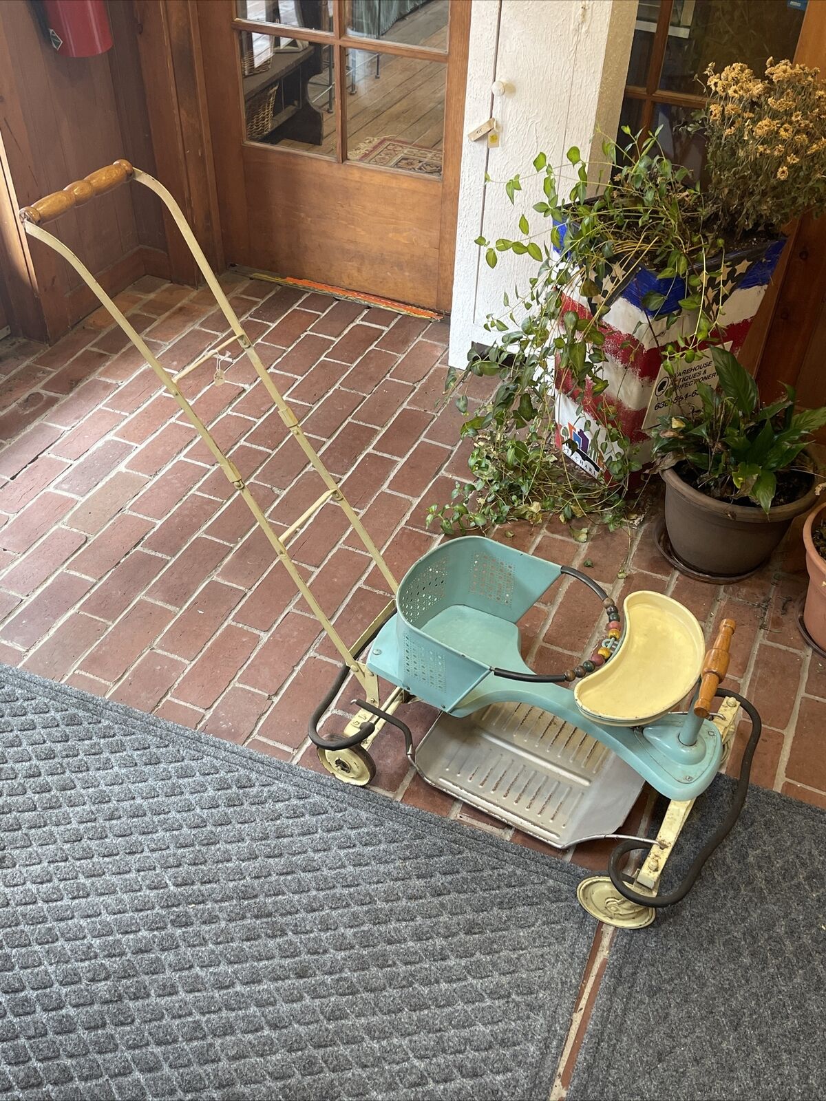 Vintage TAYLOR TOT Baby Buggy Stroller Walker (40s/50s) Metal/Wood TURQUOISE