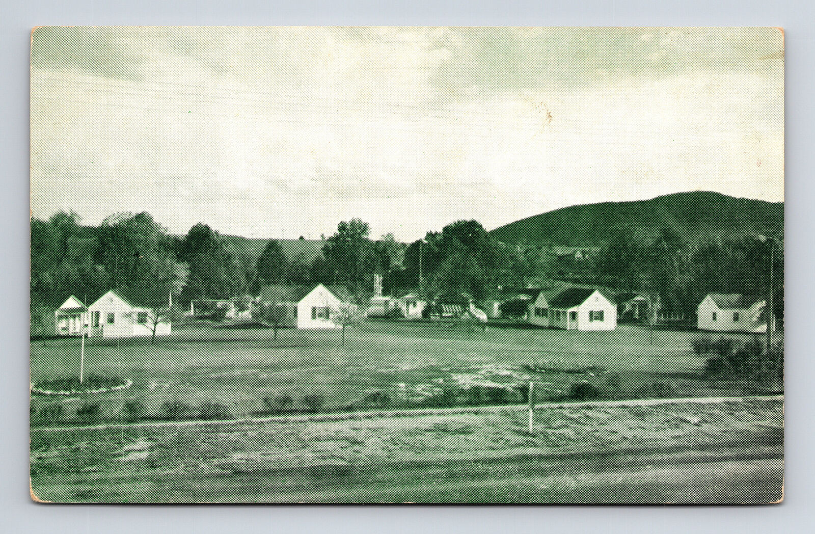 c1942 Traveltown Hotel Court Motel Cottages Cloverdale Roanoke VA Postcard