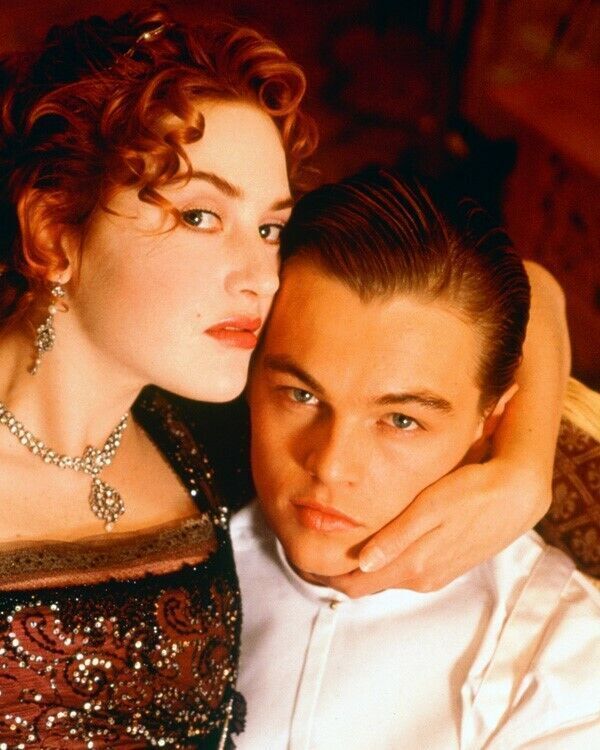 Titanic Kate Winslet puts arm around Leonardo Di Caprio 24x30 inch movie poster