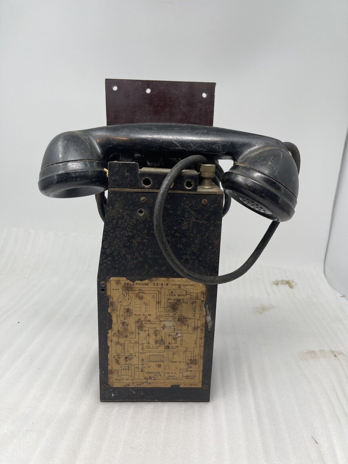 Vintage Signal Corps US Army Military Field Phone EE-8-B Telephone 1944 WW2 WWII