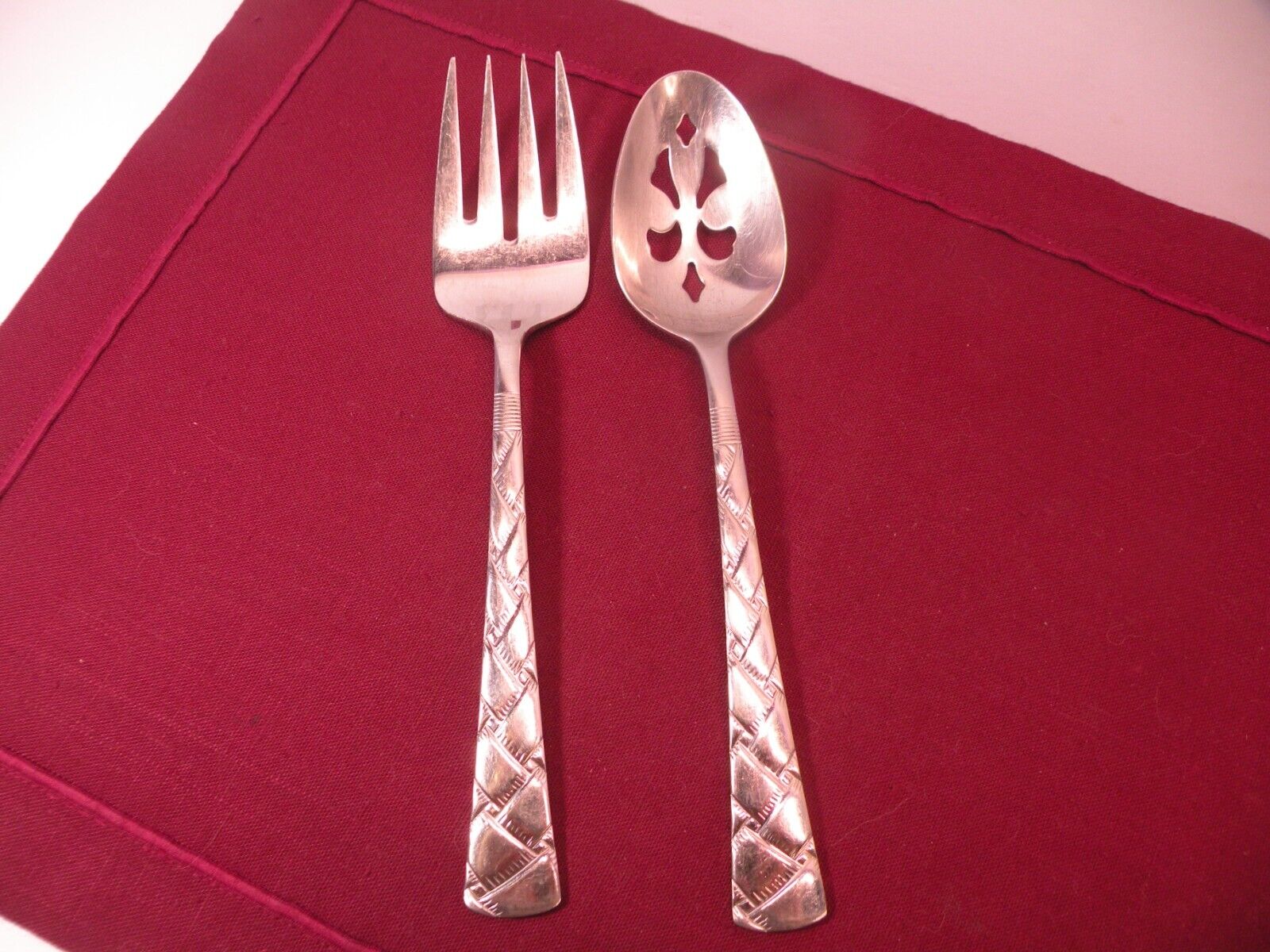 2 Serving pieces of Pfaltzgraff Stainless Cranbrook Meat Fork & Serving Spoon
