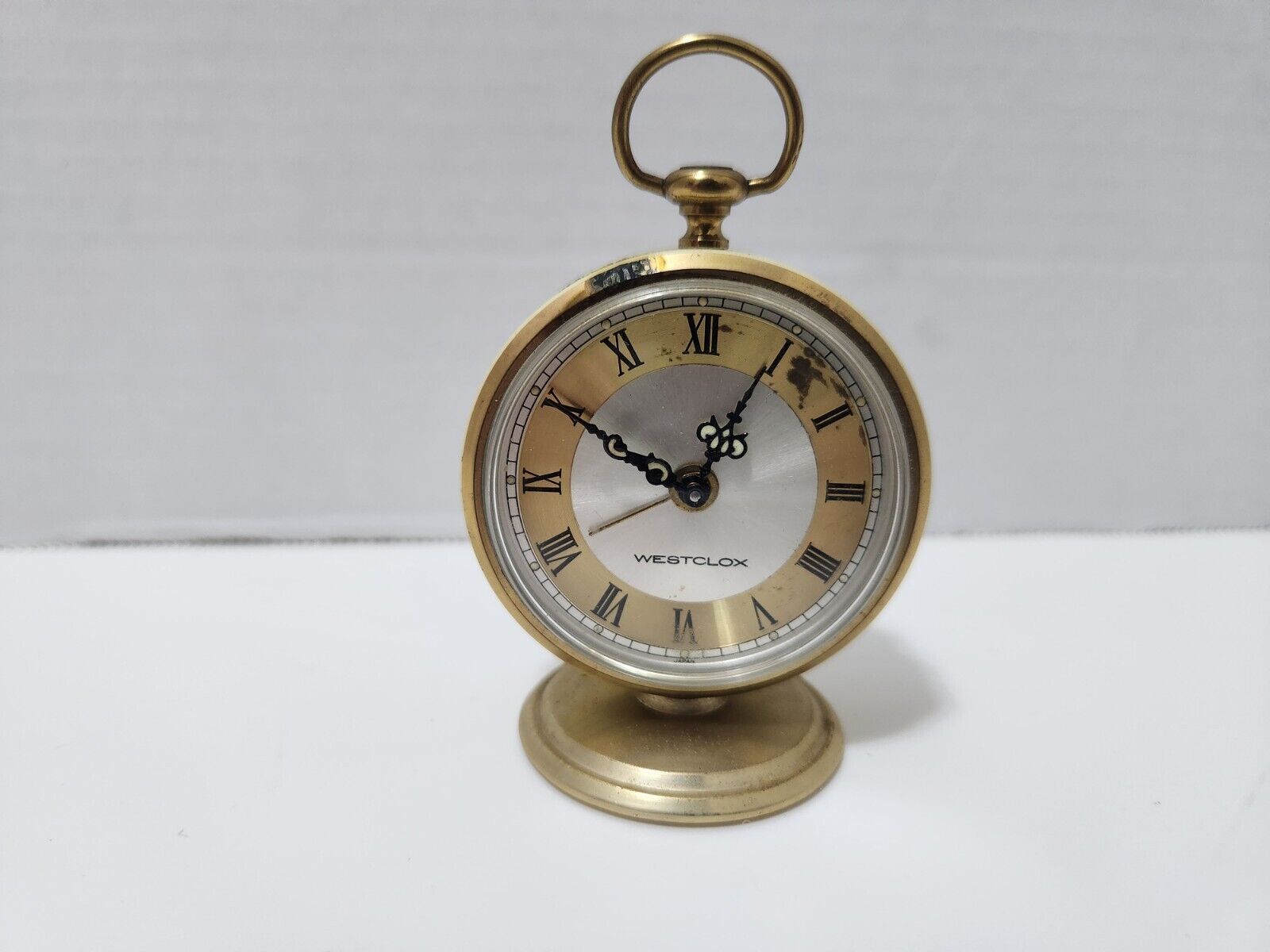 Vintage Westclox Standing Travel Alarm Clock Round Gold