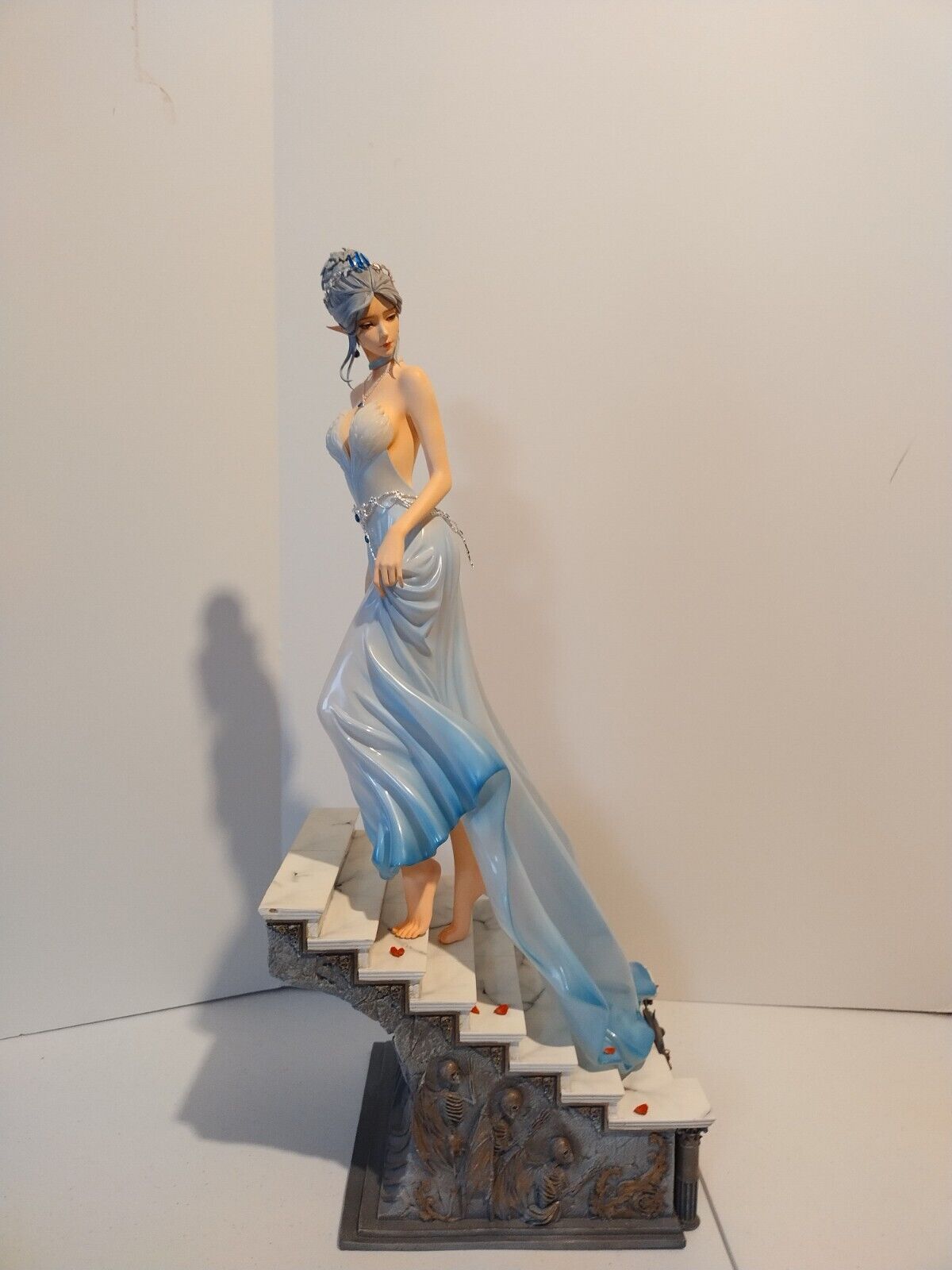 TriEagles TE Studio 1/4 Resin Ghost Blade Glance Yan Statue Blue Version