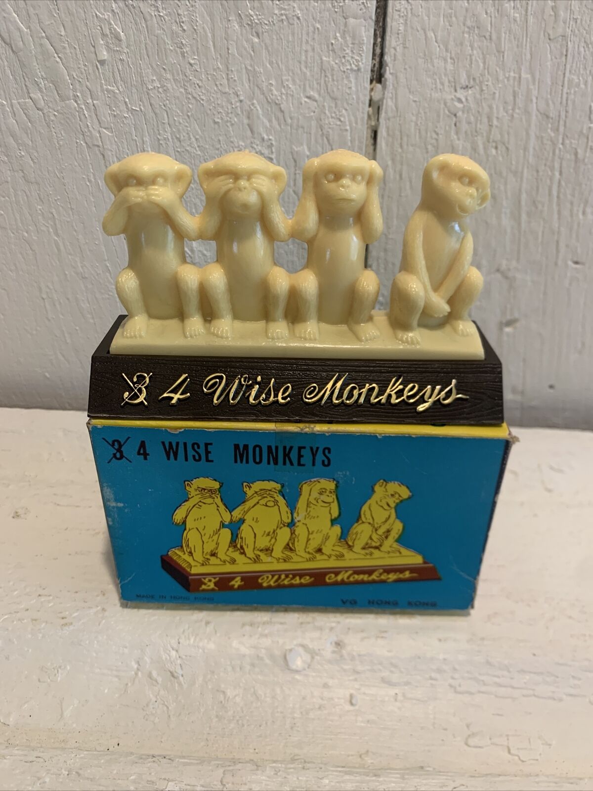 4 Wise Monkeys Speak Hear See DO No Evil VTG Figurine VG Hong Kong Plastic Box