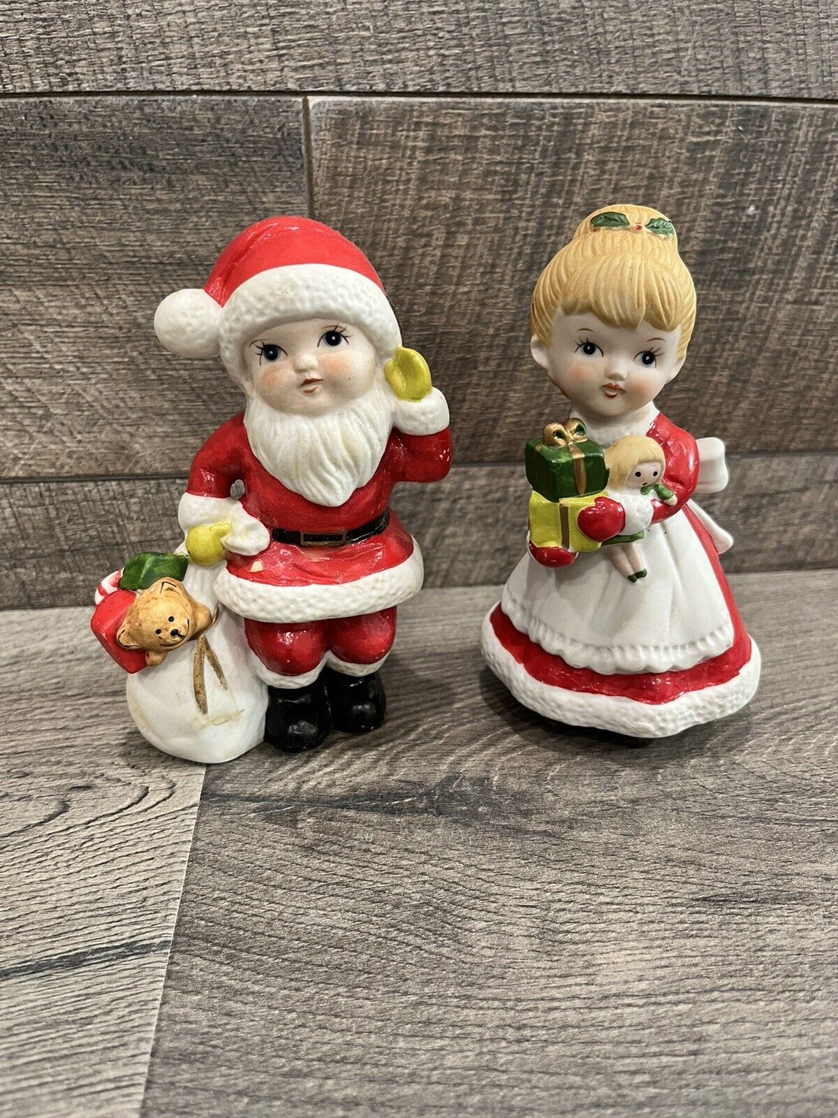 Vintage Christmas Santa Boy Mrs Claus Holly Girl Figurine HOMCO Kids Toys Red 5”