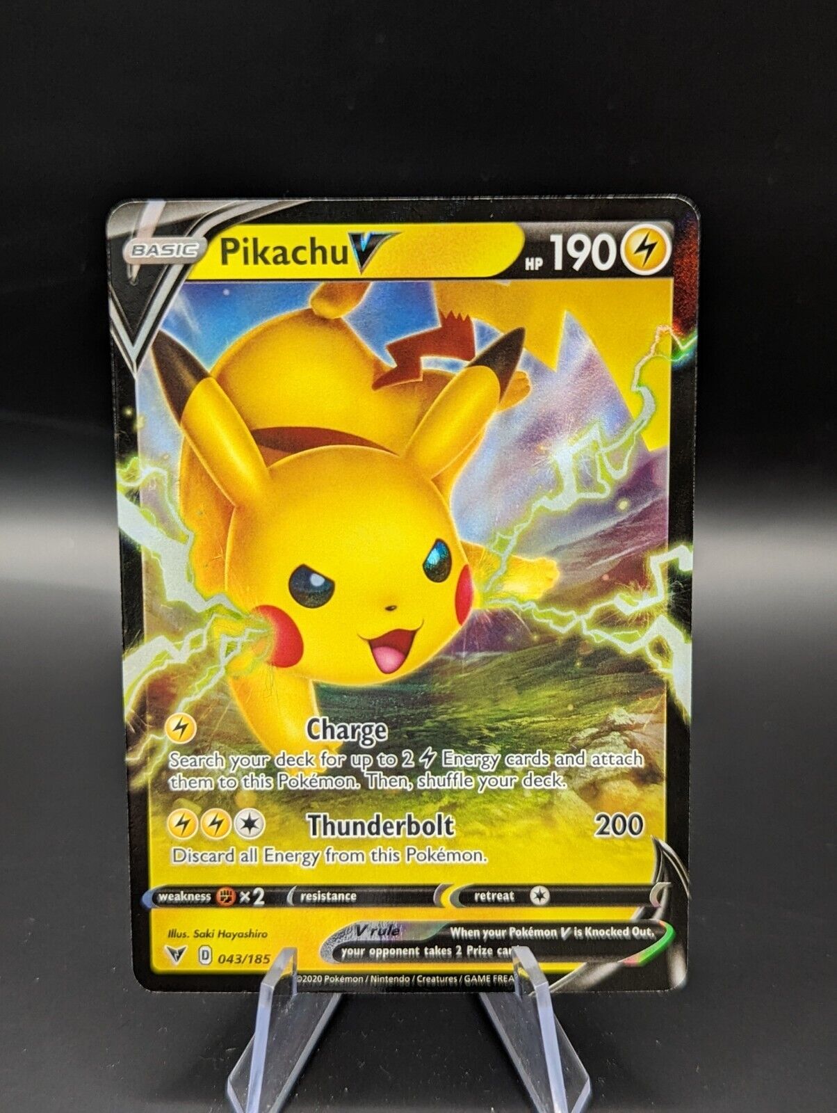 Pokemon - Pikachu V - 043/185 - SWSH Vivid Voltage - Ultra Rare NM #830