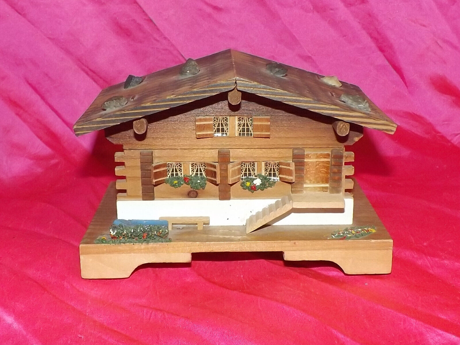 🌈Vintage Swiss Chalet Wood Cottage Style House Windup Trinket Jewelry Music Box