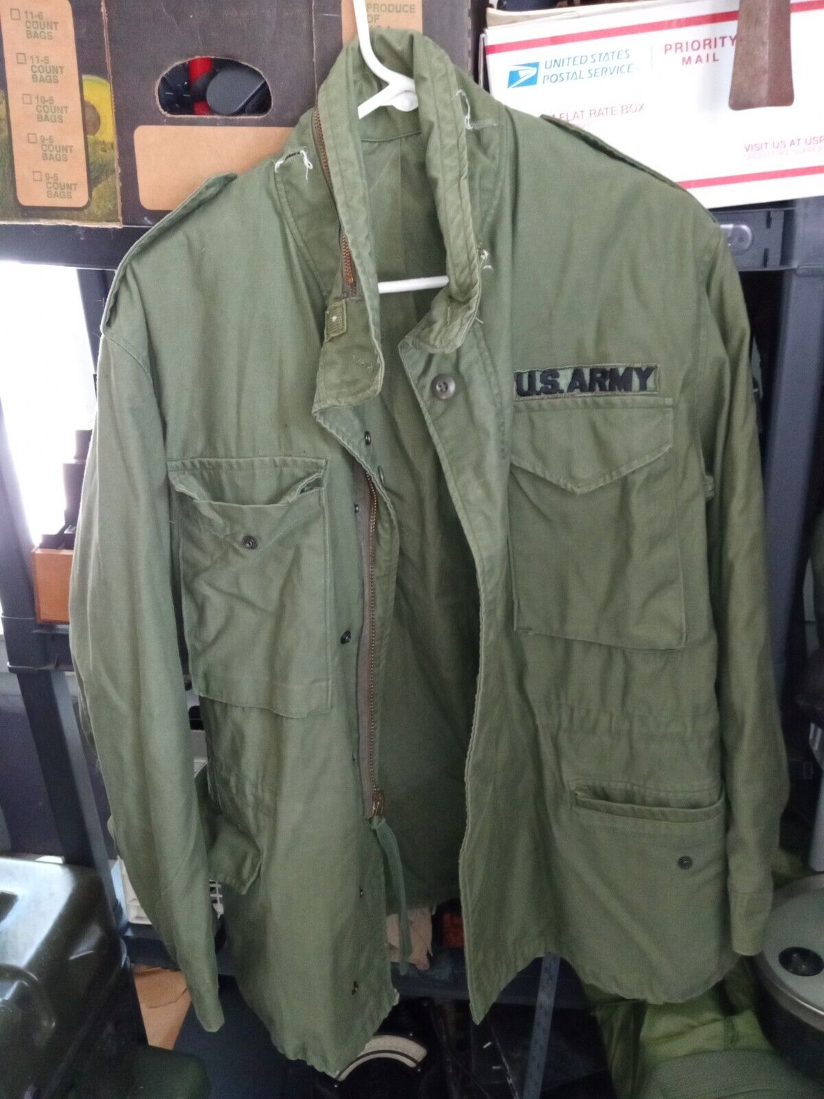 Vietnam Era USGI M-65 Cold Weather Field Jacket Medium/Regular Dated 1975