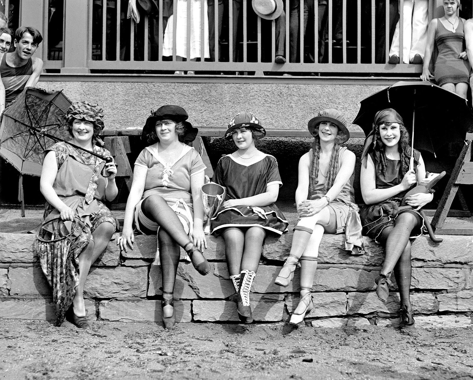 1921 BATHING BEAUTIES Costume Contest PHOTO  (176-W)