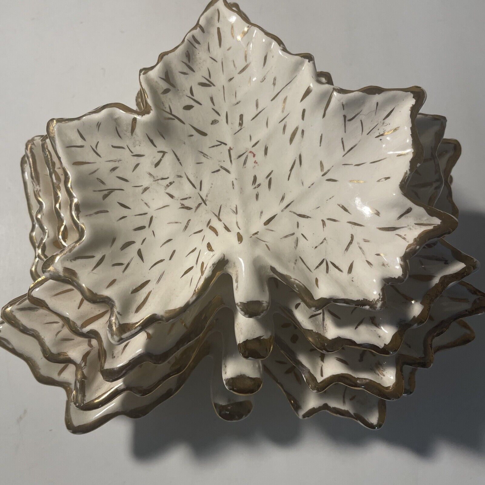 VTG 1959 Porcelain Maple Leaf Nesting Trinket Dish Gold Trim Stacking Set 4