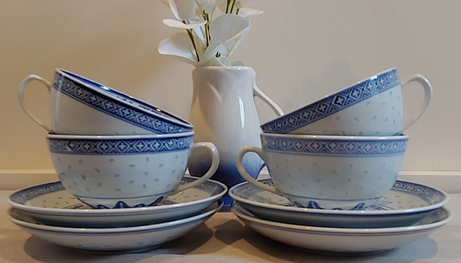 4 Vintage Jingdezhen Blue & White Floral Rice Grain or Rice Eye Teacup & Saucers
