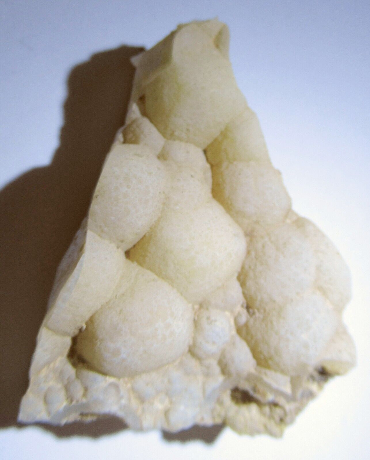 121.40 carats Natural Kenyan Apophylite Crystal - Specimen Rough