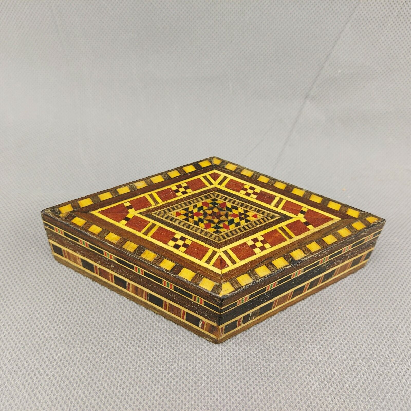 Beautiful Vintage Rhombus Trinket Box #2985