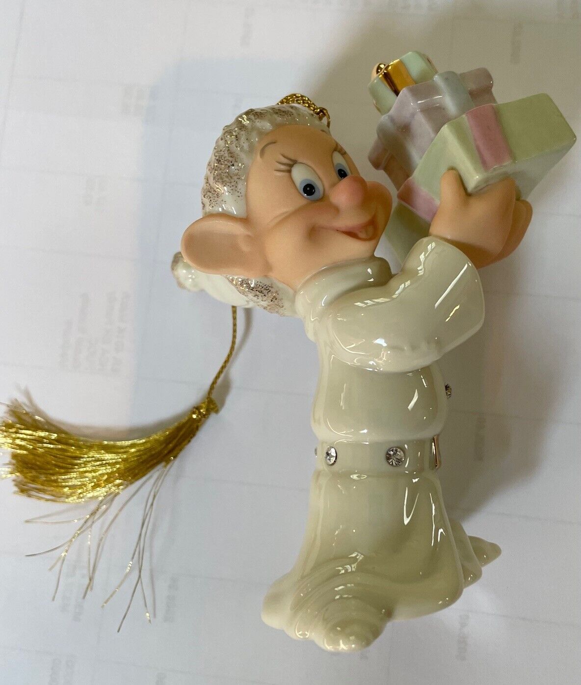 Lenox Ornament Disney Dopey\'s Holiday Surprise Dwarf with Present New Box COA