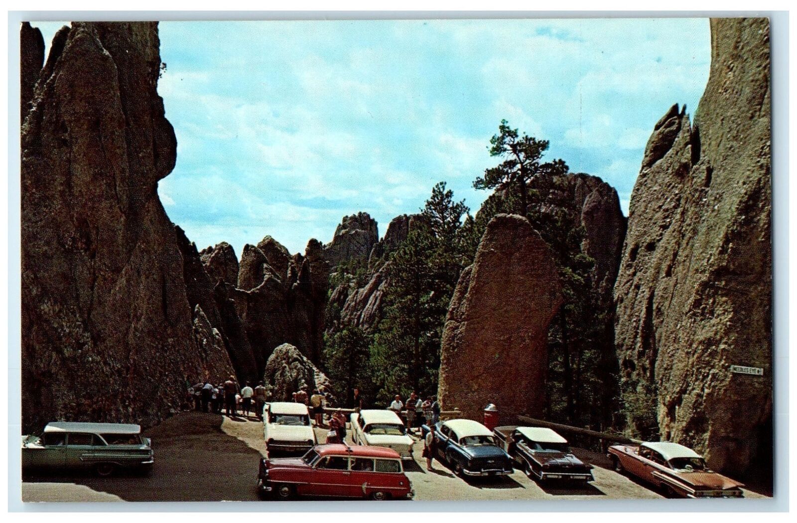 c1950 Observation Area On Needles Hi-way Cars Black Hills South Dakota Postcard