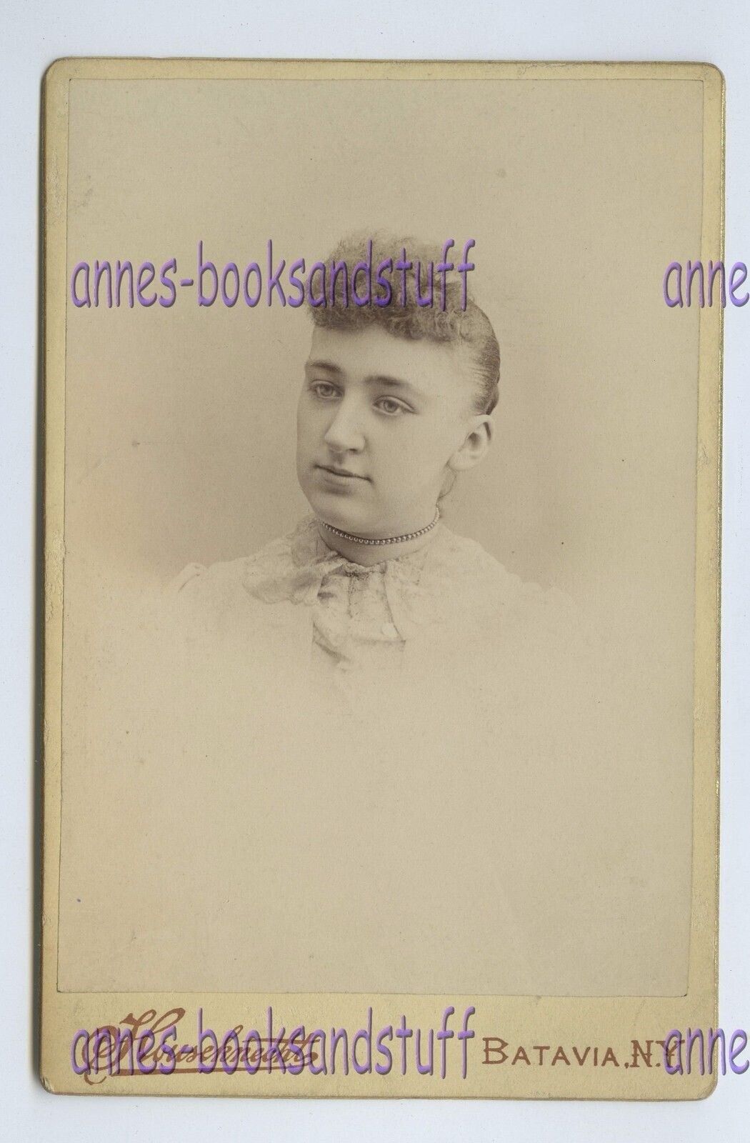 Studio Photo Cabinet Card * Batavia NY Houseknecht young women portrait