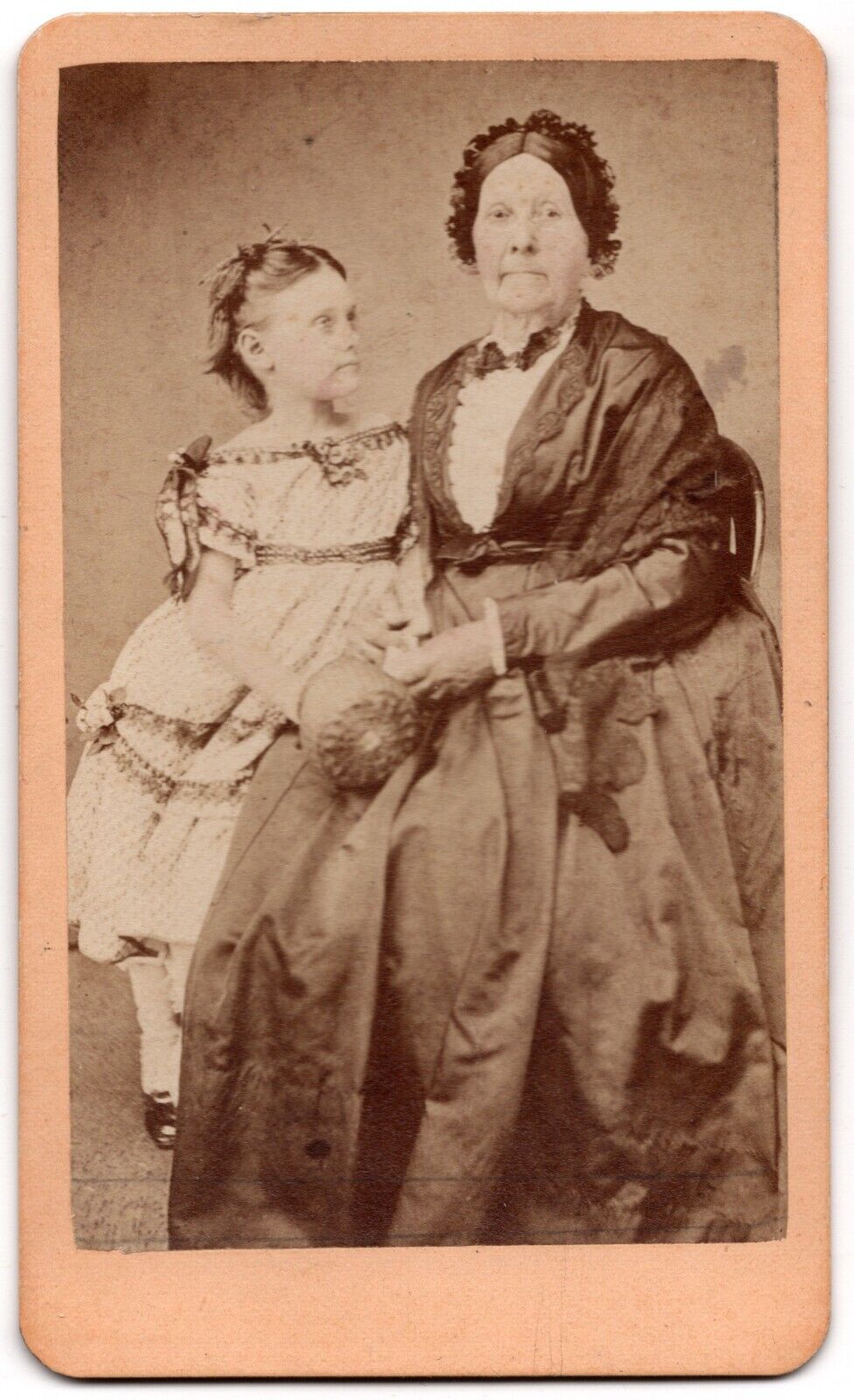 ANTIQUE CDV C. 1870s WHEELER GRANDMOTHER AND DAUGHTER WEST MERIDEN CONNETICUIT