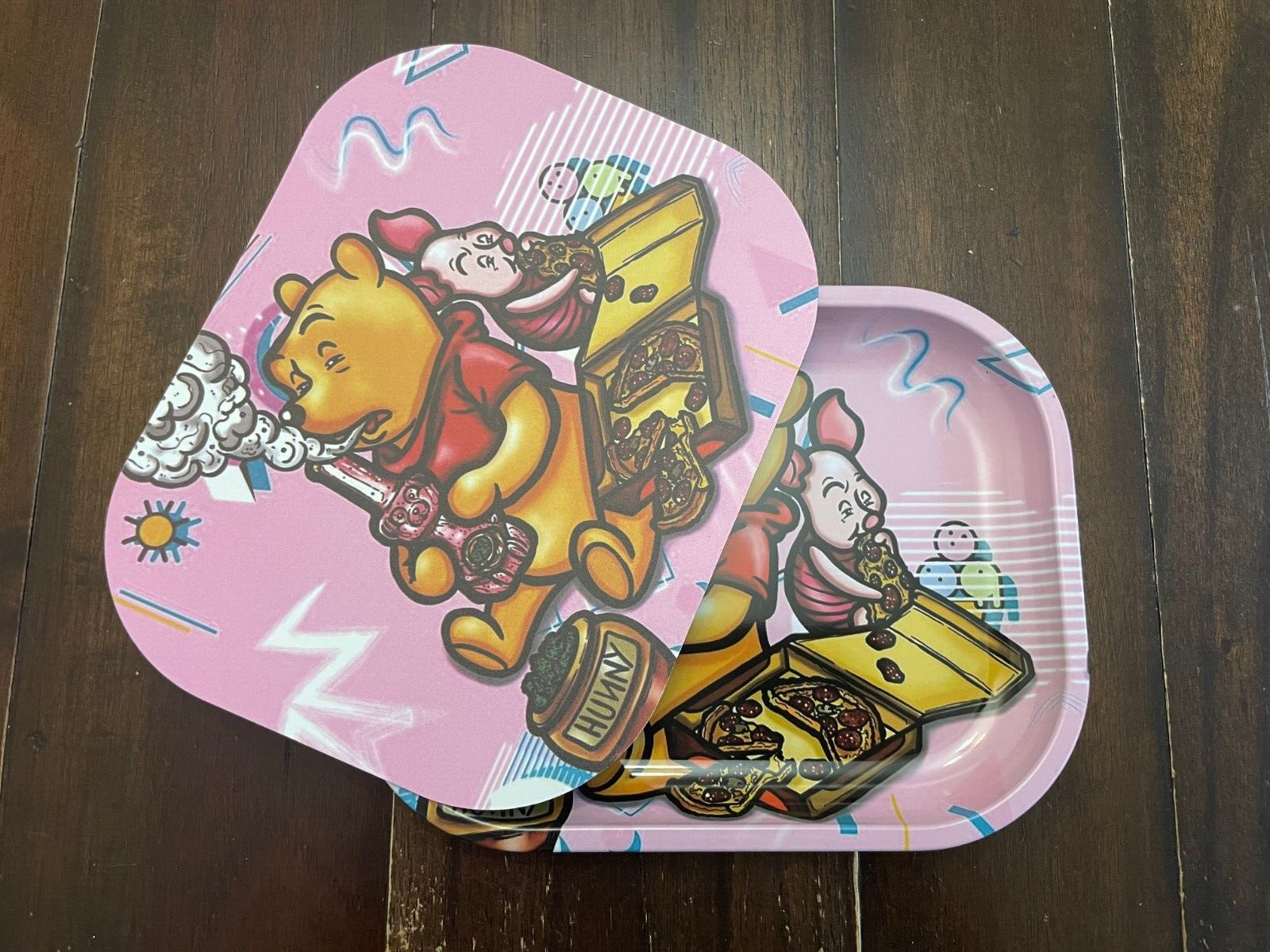 Premium Rolling Tray Ash Tray Magnet Lid Winnie Pooh Piglet Baked 7inx5.5in