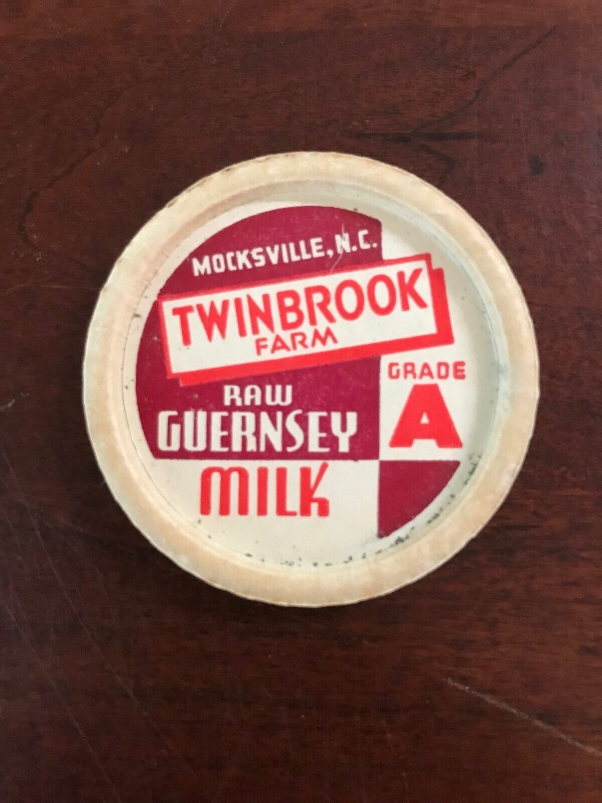 Milk Bottle Cap Twinbrook Farm, Mocksville, North Carolina DAVIE County Guernsey