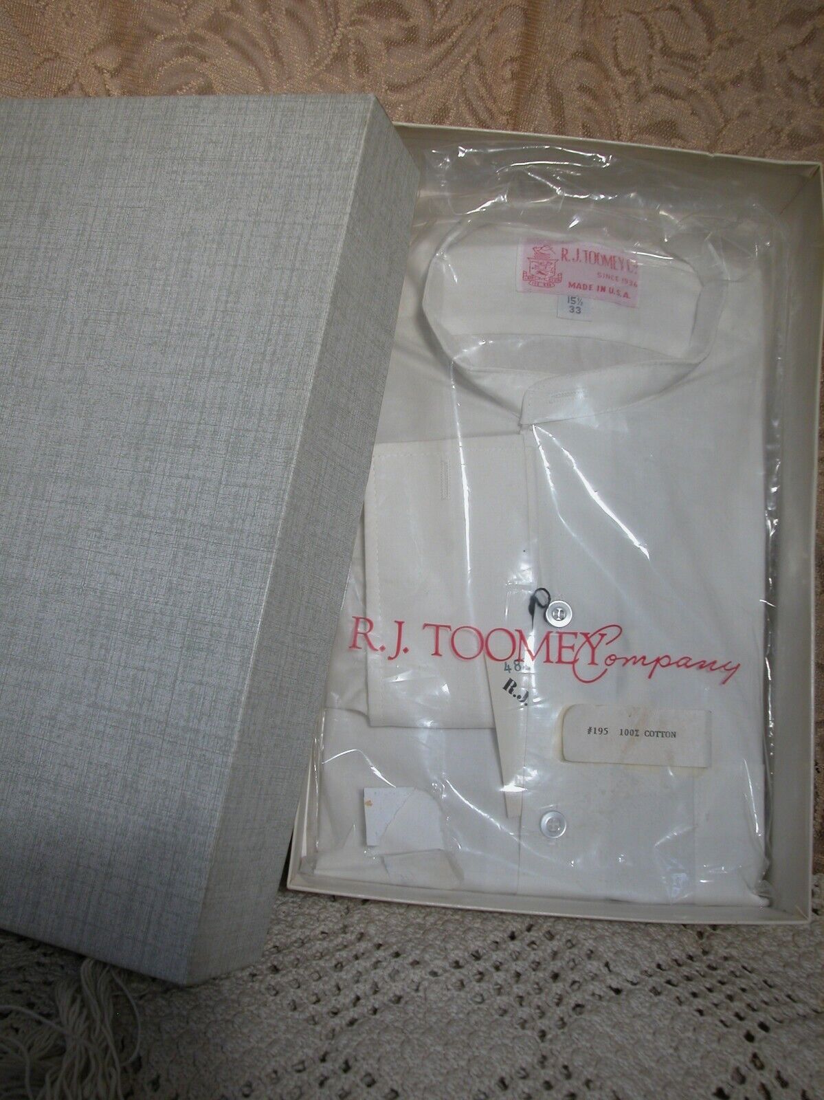 R.J. Toomey Dress Clerical Shirt White Long Sleeve size 15-1/2 --33  New In Box
