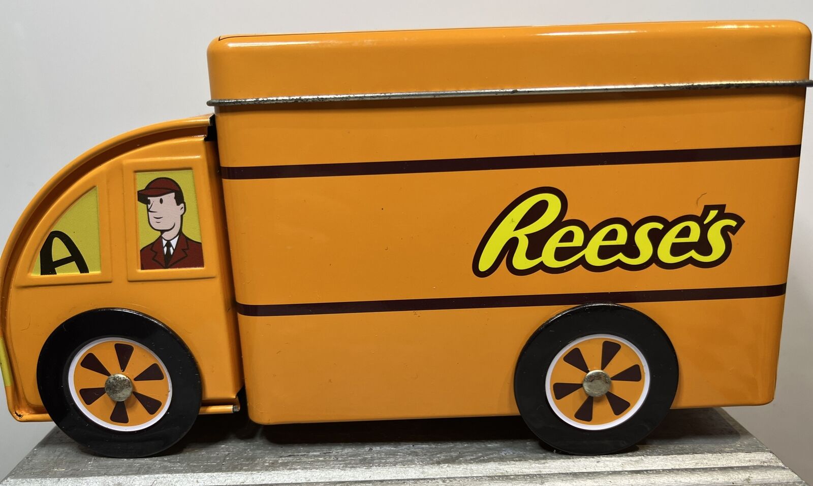 Reese\'s Truck EMPTY Collectible Tin Storage Container Display Decor