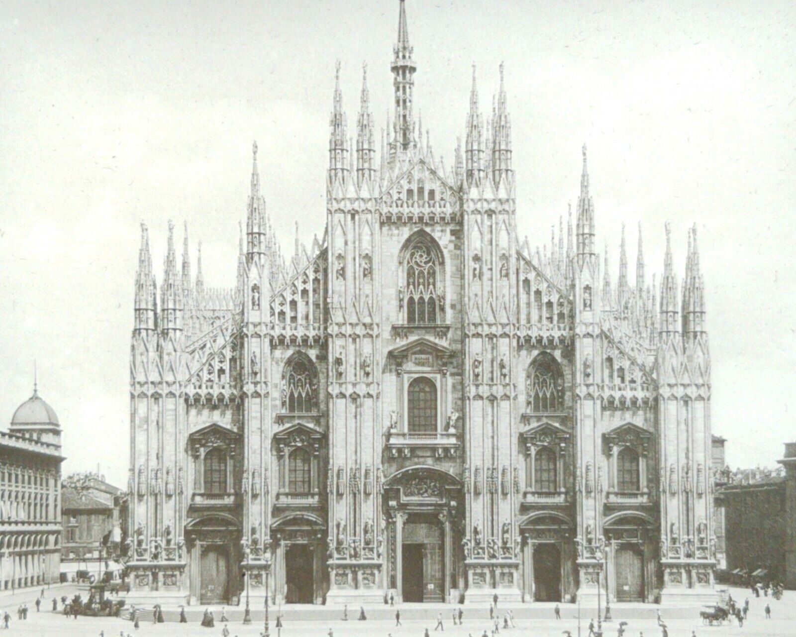 MILAN, Cathedral Facade (Italy), Vintage Magic Lantern Glass Slide
