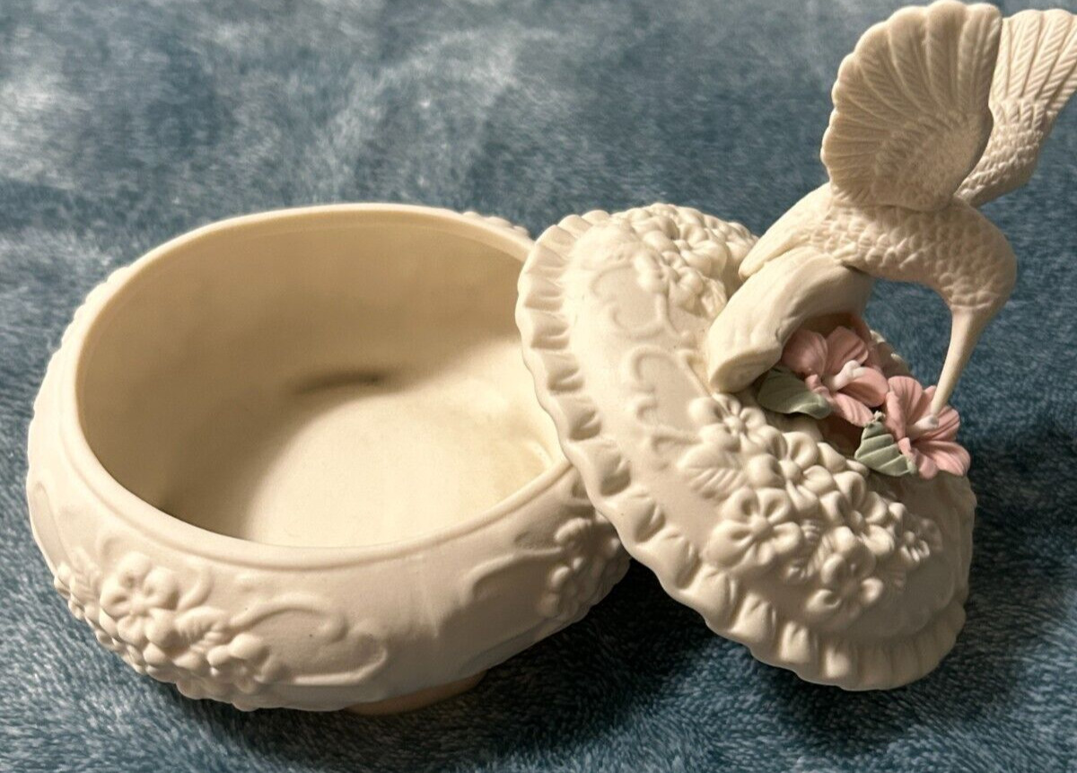 Vintage White Ceramic Decorative Heart Trinket Box Hummingbird Pink Flowers
