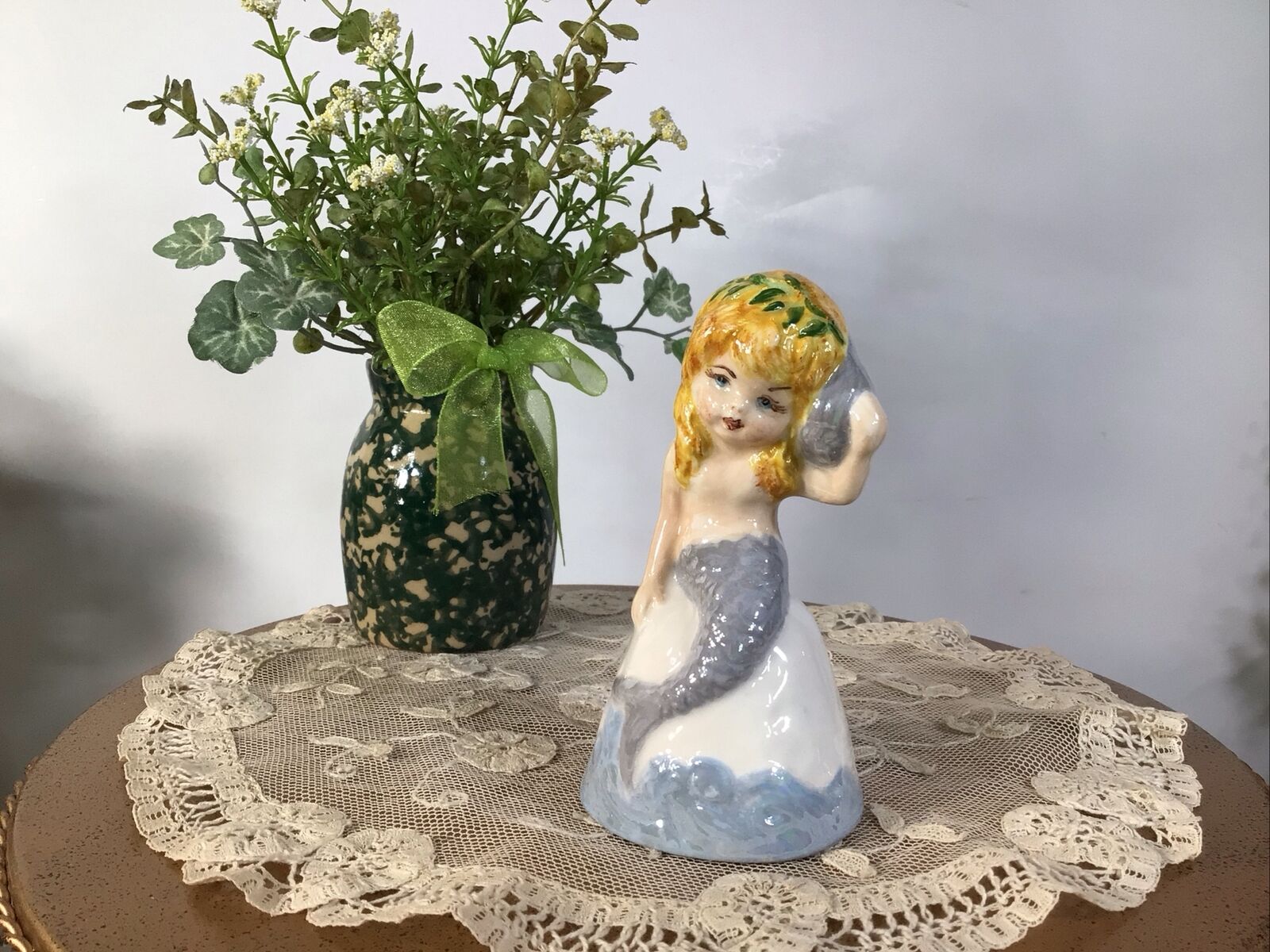 Vintage MCM/Retro Mermaid Figurine~Porcelain~ 4” Tall~FREE SHIPPING 