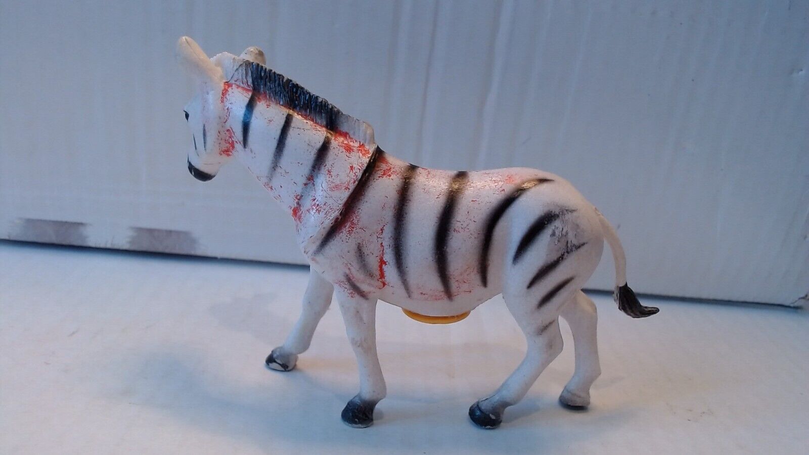 2010 Boley Product Plastic Zebra Made in China 5.5 in. Long White