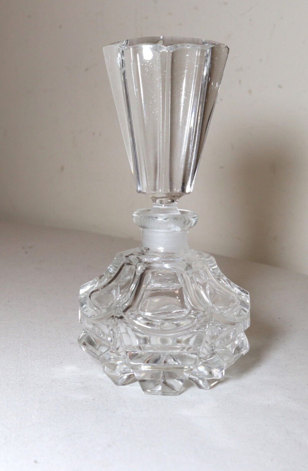 intricate vintage antique clear crystal perfume cologne perfume glass bottle jar