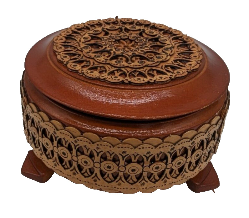 Russian Art Wood & Birch Bark Jewelry Trinket Box Hand Made Ring Lidded Dish