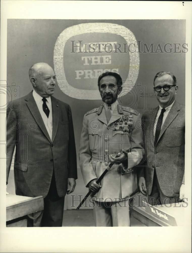 1987 Press Photo Gen. David Sarnoff, Emperor Haile Selassie I & Lawrence Spivak