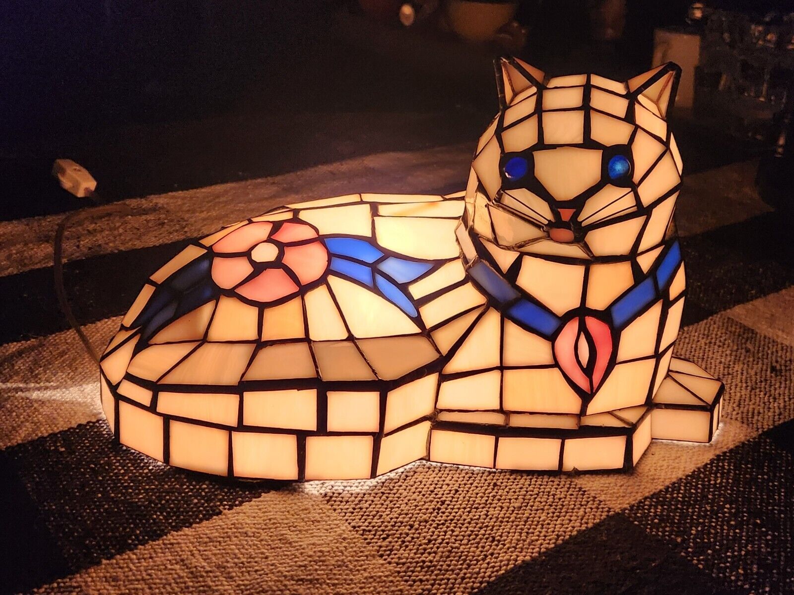 Rare Vtg Tiffany Stained Glass Cat Table Lamp By House Of Lamps Accent Lamp
