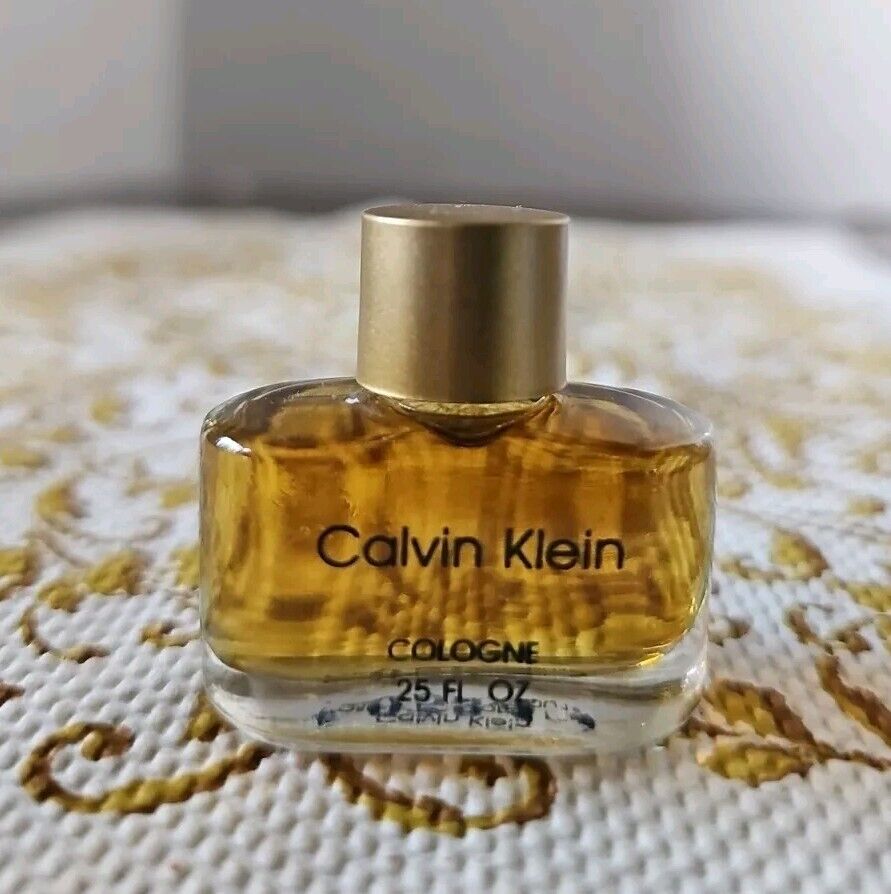 Vintage Calvin Klein Red Women’s Cologne Perfume .25oz Mini Travel