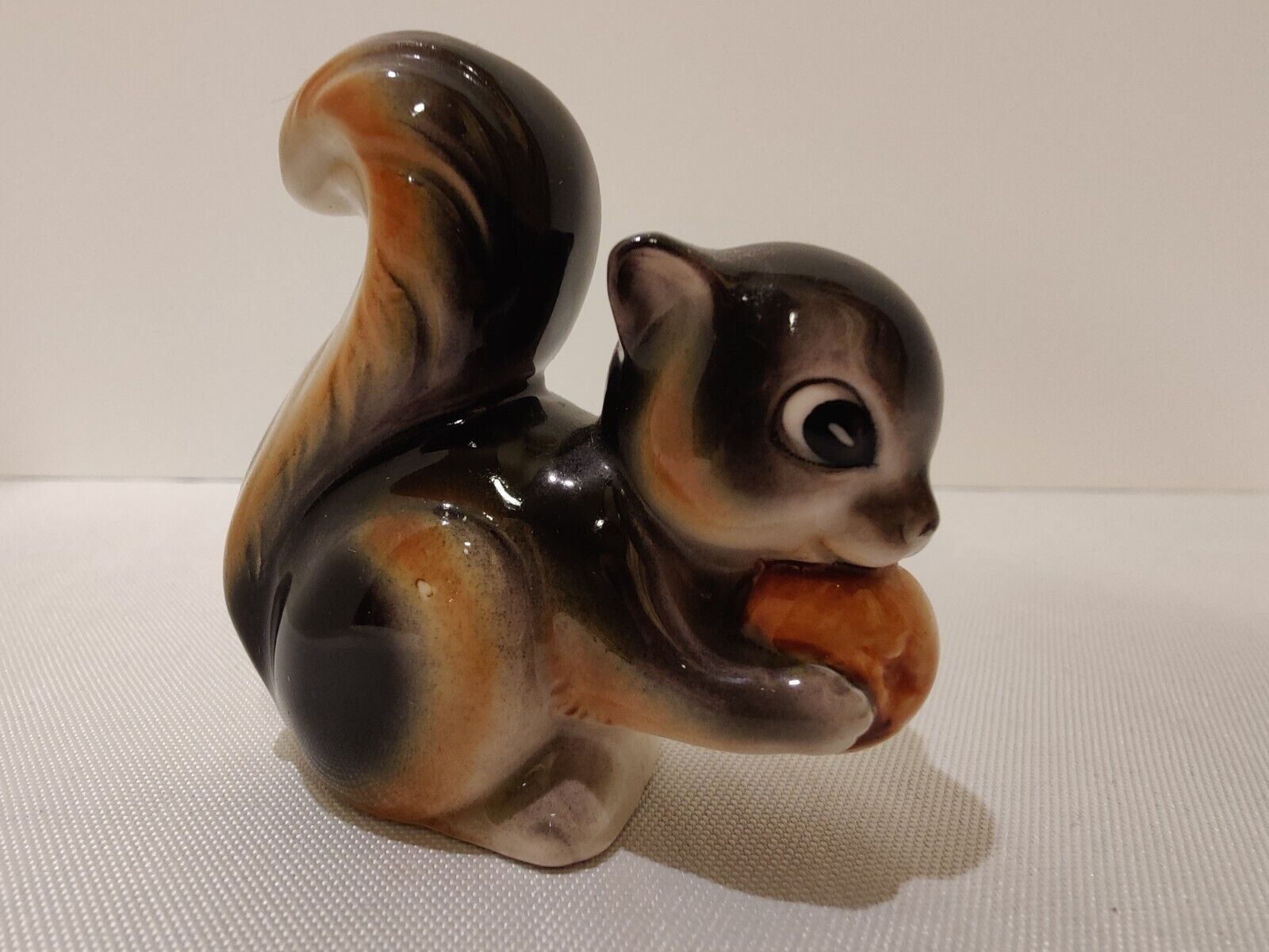 Vintage Adorable Brown Squirrel Figurine 3 1/2\