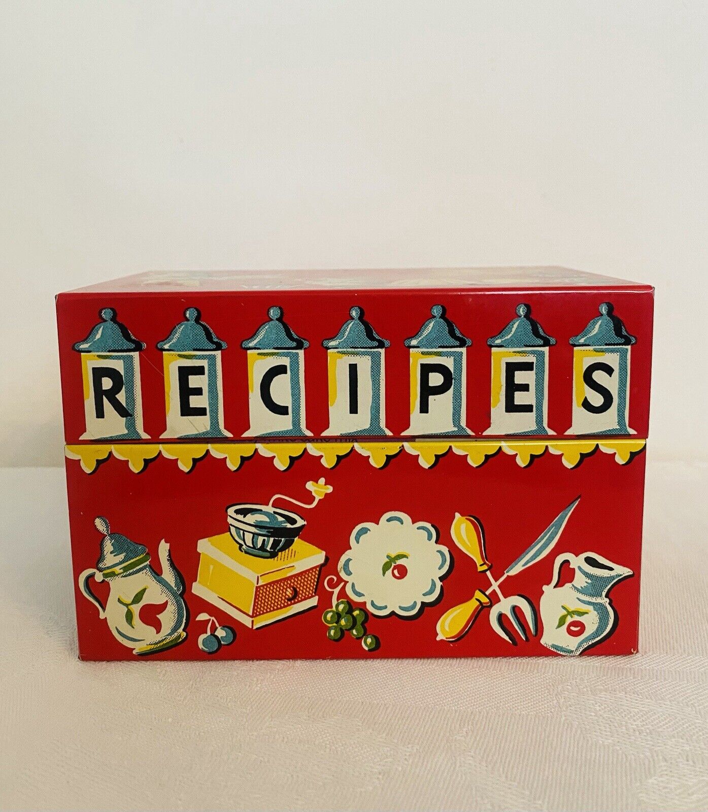 Vintage Stylecraft Metal Recipe Index Card Box 801 MCM Red with Kitchen Recipes