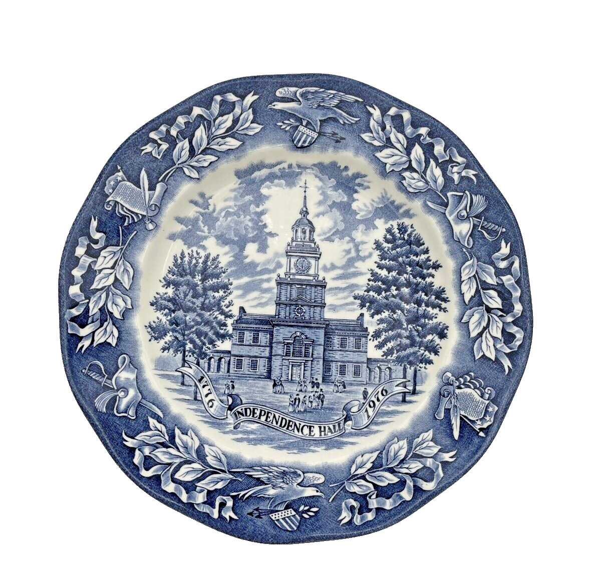1976 Avon Bicentennial Plate, Made in England by Enoch Wedgwood 7.5\