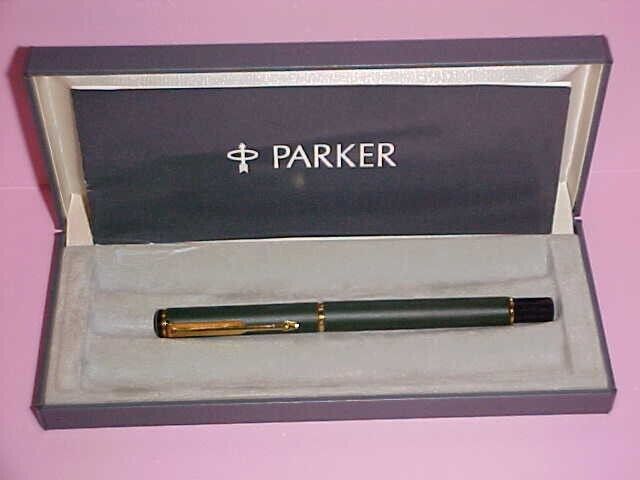 Vintage Parker Black Pen Writing Instrument + Box & Booklet