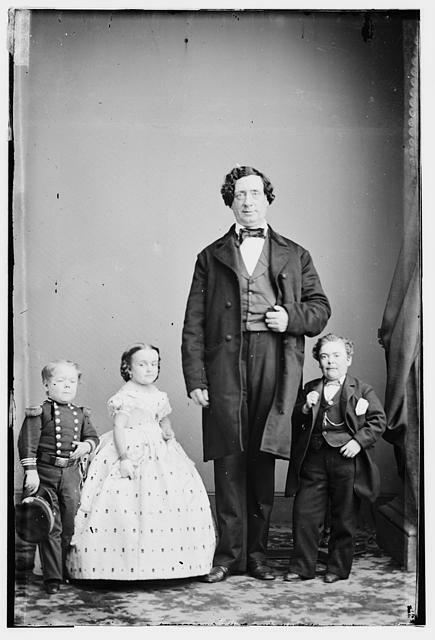 General Tom Thumb,Miss Lavinia Warren,Commodore Nutt,Giant,group portraits,1855