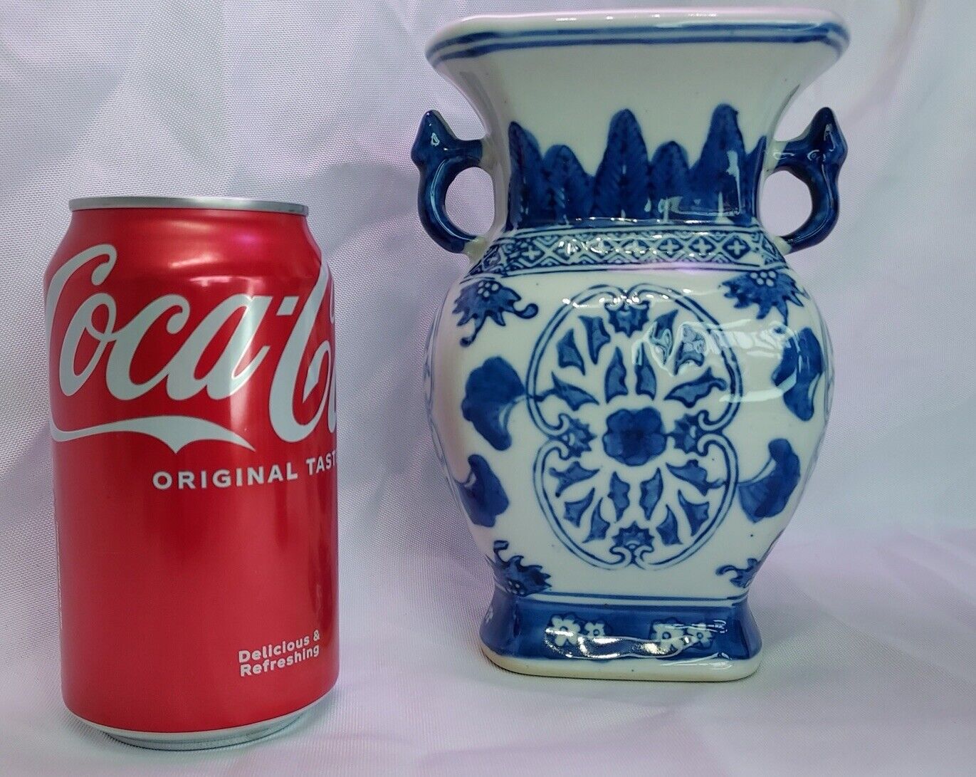 Antique Chinese Blue and White Chinoiserie Vase Jar Flat Vase 6.5”