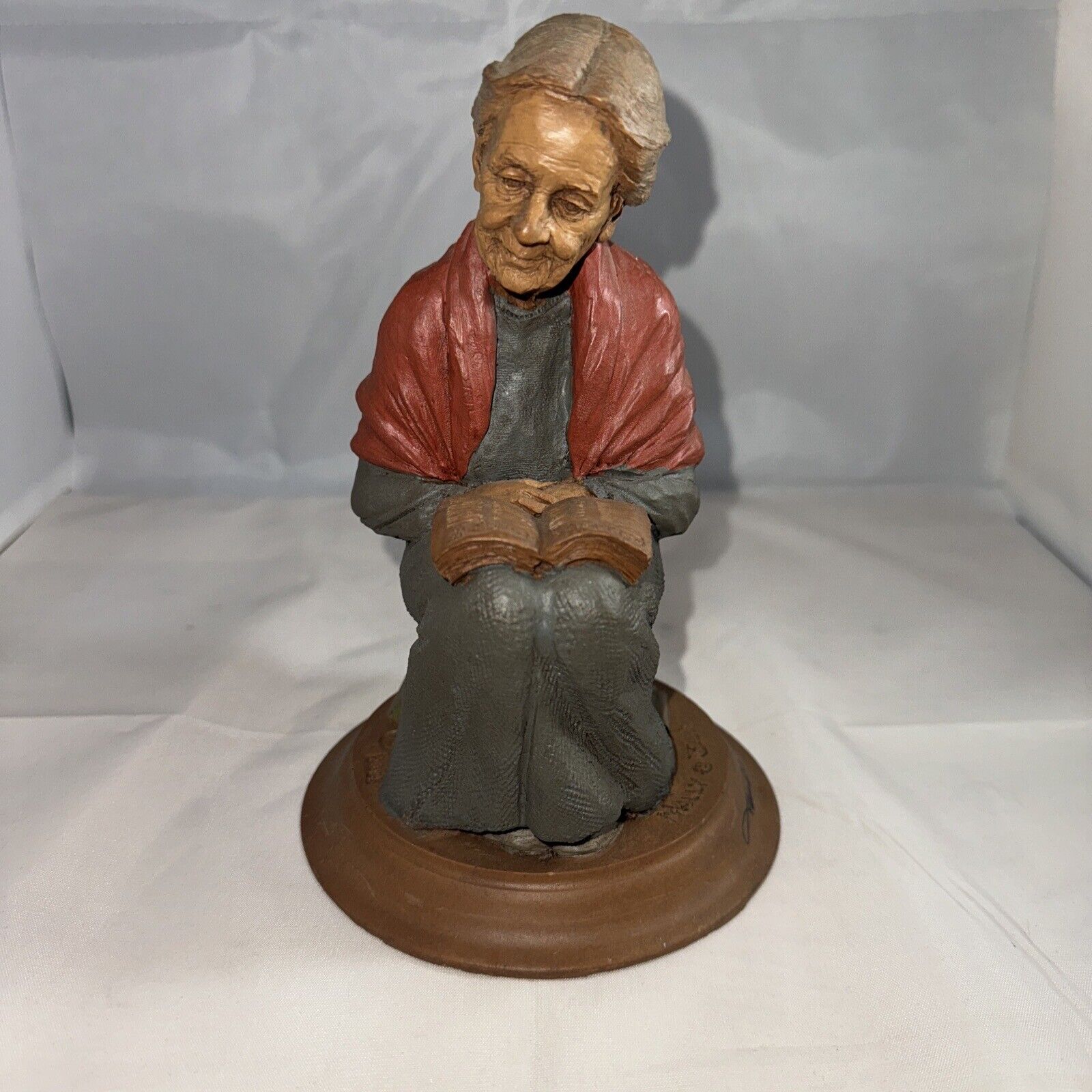 MOLLY 1987~Tom Clark Statue Grandma Reading the Bible Ink Signed By Tom Clark