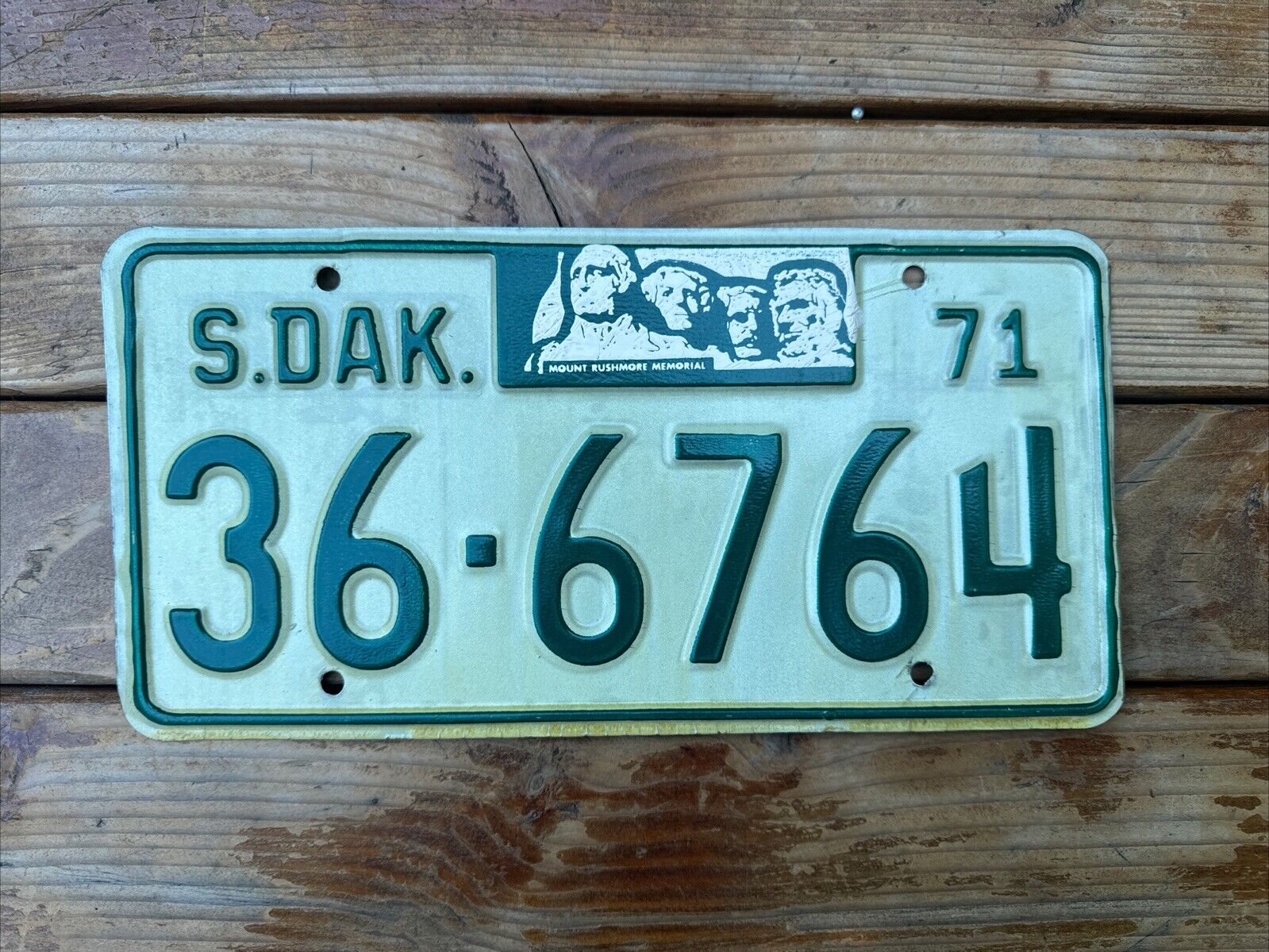 1971 South Dakota License Plates - Hughes County - 36-6764